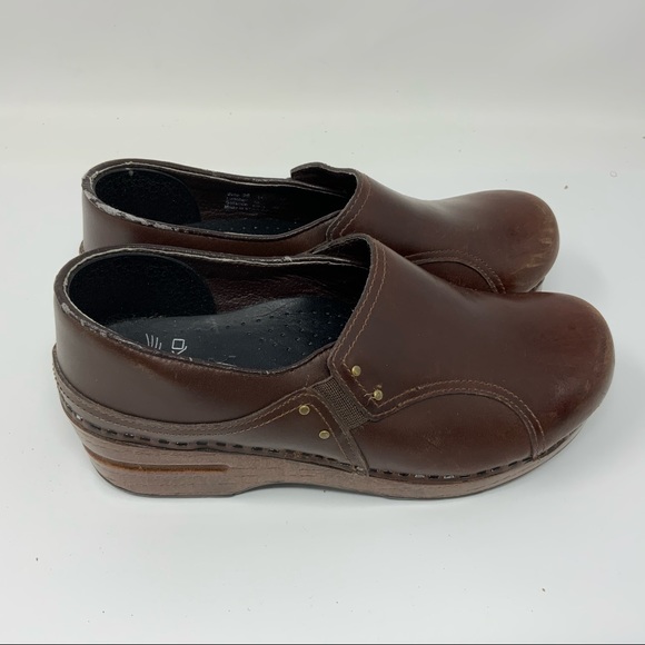 Dansko Clogs - Picture 2 of 6